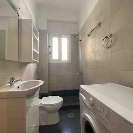 Lovely 1 Bedroom In